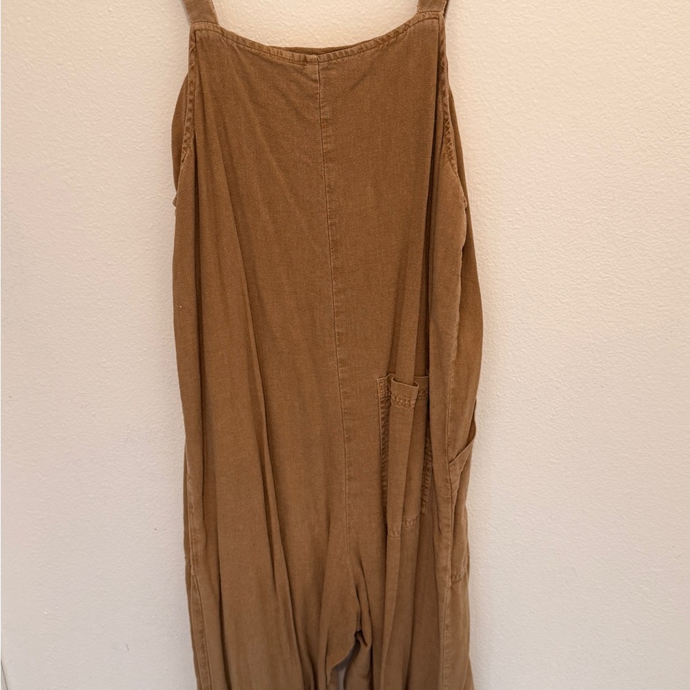 Universal Thread Tan Jumpsuit - Picture 4 of 4